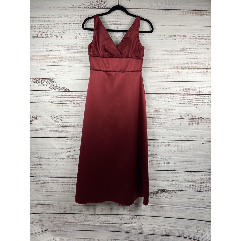 Jim Hjelm Occasions Dress Women's 16 Red Satin V Neck A Line Maxi Formal Gown